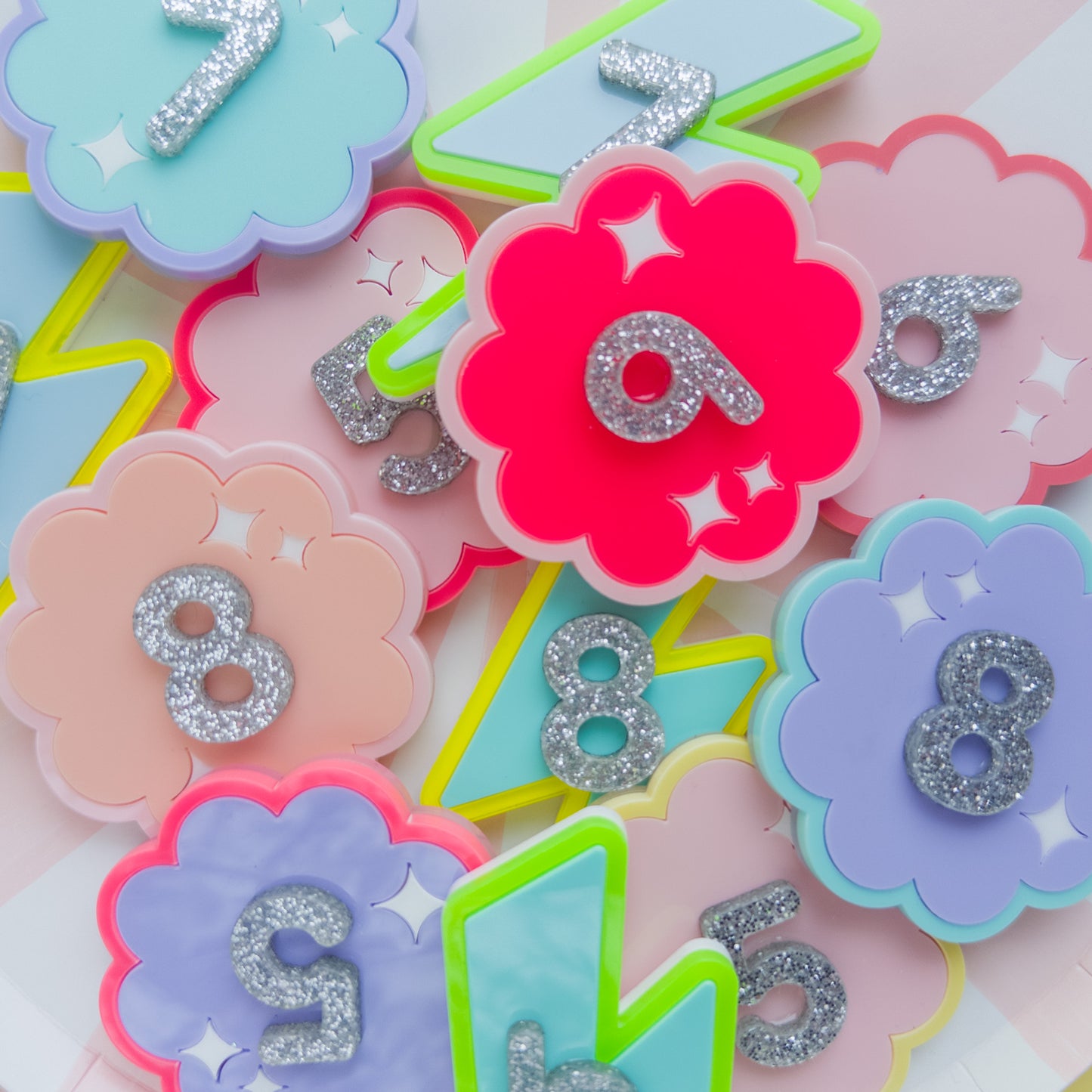 Scalloped Birthday Badges