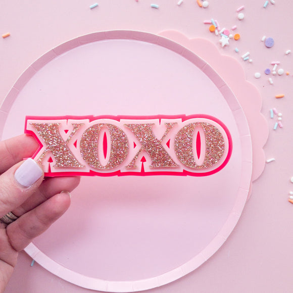XOXO cake charm/acrylic topper/Valentine’s Day cake topper/valentines topper/xoxo cake charm/ cake charm